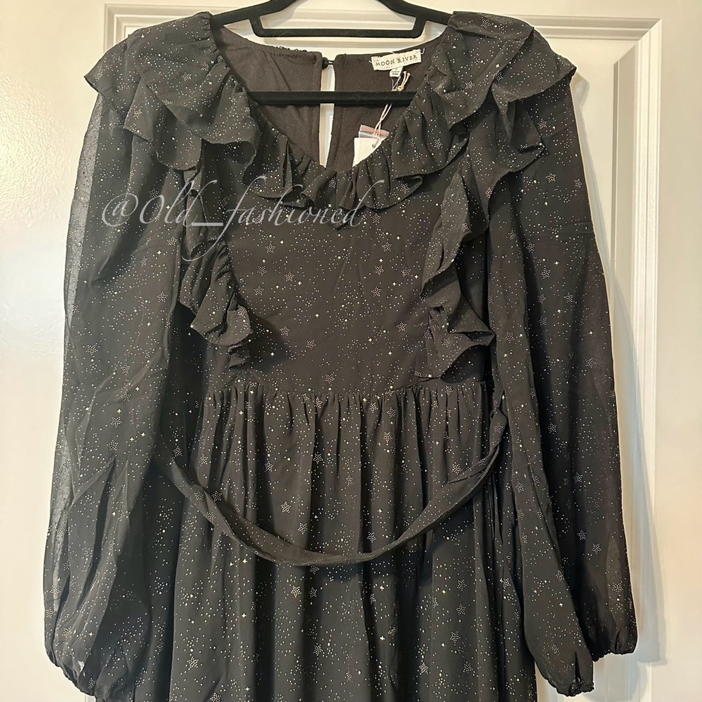 MOON RIVER Star Dress - Picture 4 of 10